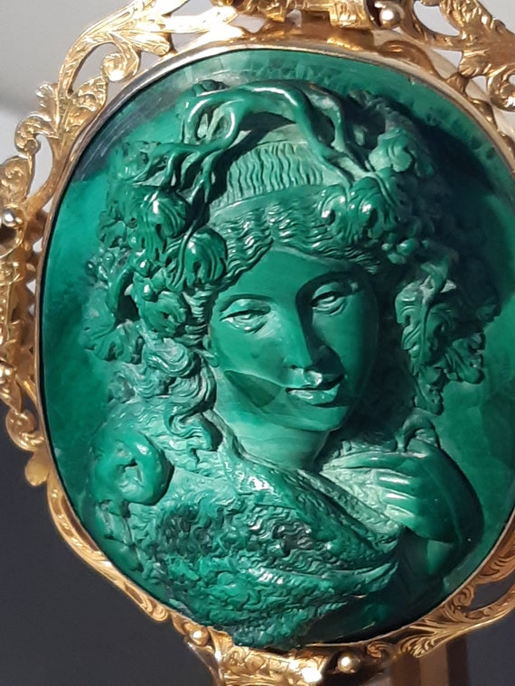 Antique Victorian Hand Carved Full Front Cameo Of… - image 1