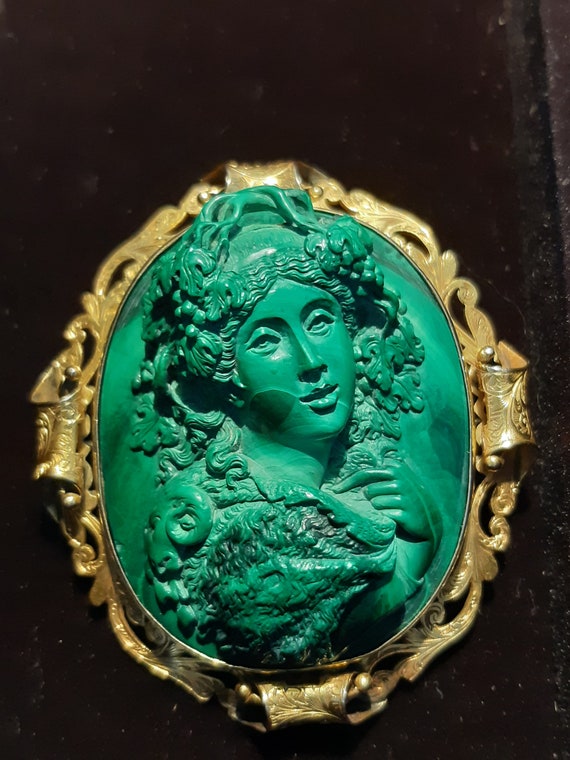 Antique Victorian Hand Carved Full Front Cameo Of… - image 3