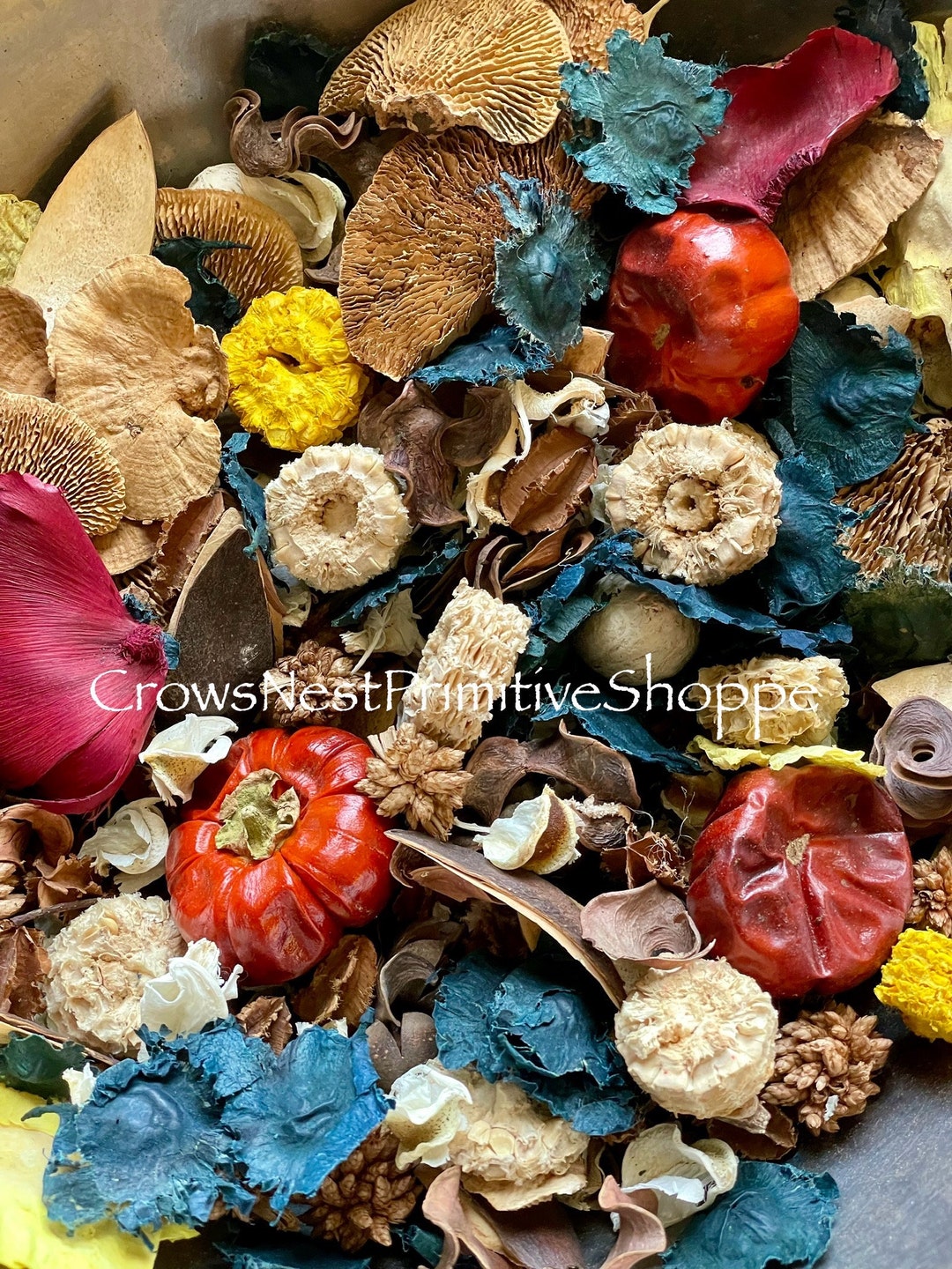 Hilltown Potpourri Blend Assortment of Rustic Pods and Berries an