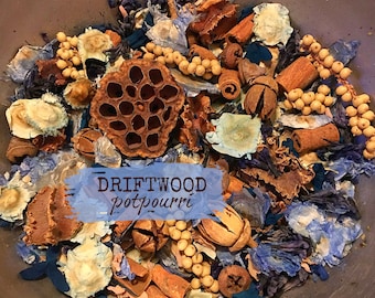 DRIFTWOOD Potpourri with Shades of Blue Flowers Spices Berries Scented Driftwood Fragrance (floral, fruit & sundried driftwood) Beautiful!
