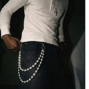 Double Layered Pearl Wallet Chain: Grunge Y2K Keychain