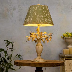 Vintage Metal Table Lamp Floral Desk Lamp Distressed Green Lampshade Elegant Home Decor Ornament - for Country Home