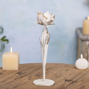 Floral Design Candlesticks Vintage Metal Candle Holders Shabby Chic Candle Sticks Hand Carved Candle Holder Vintage Halloween Decor