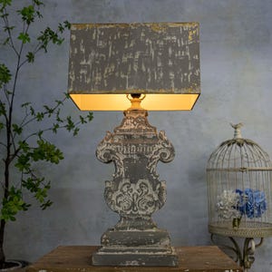 Lamp in retrostijl uit het midden van de eeuw, handgesneden tafellamp met lampenkap, shabby-chique handgemaakte bureaulamp voor slaapkamer woonkamer studeerkamer.