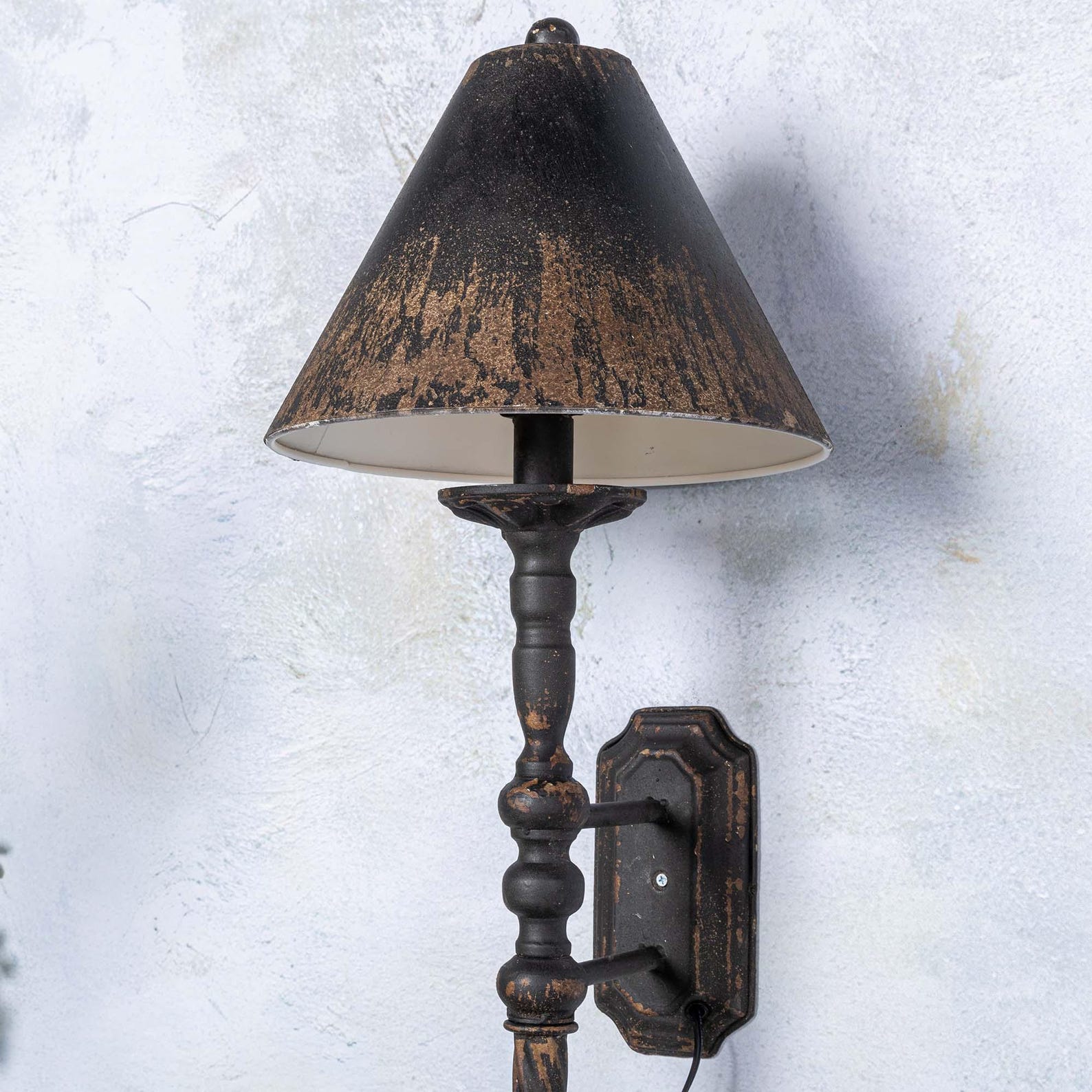 Picture of Rustic Farmhouse Tall Metal Wall Sconce, Retro Antique Tall Wall Lamp ...