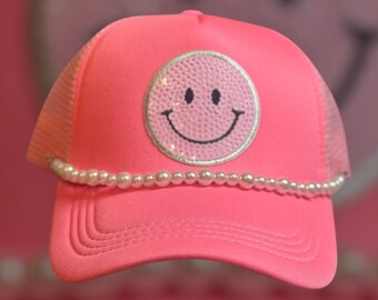 Hot Pink Bougie Bling Smiley Trucker Hat W/ Hat Chain  display picture 1