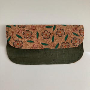 Green Floral Cork Glasses Case