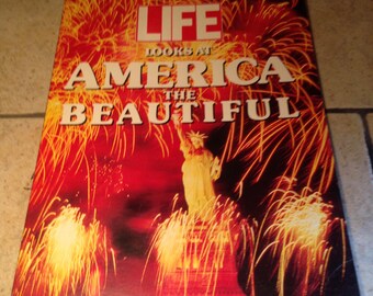 1990 Life Looks at America the Beautiful Coffee Table Book