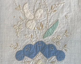 Blue Applique Linen Guest or Hand Towel