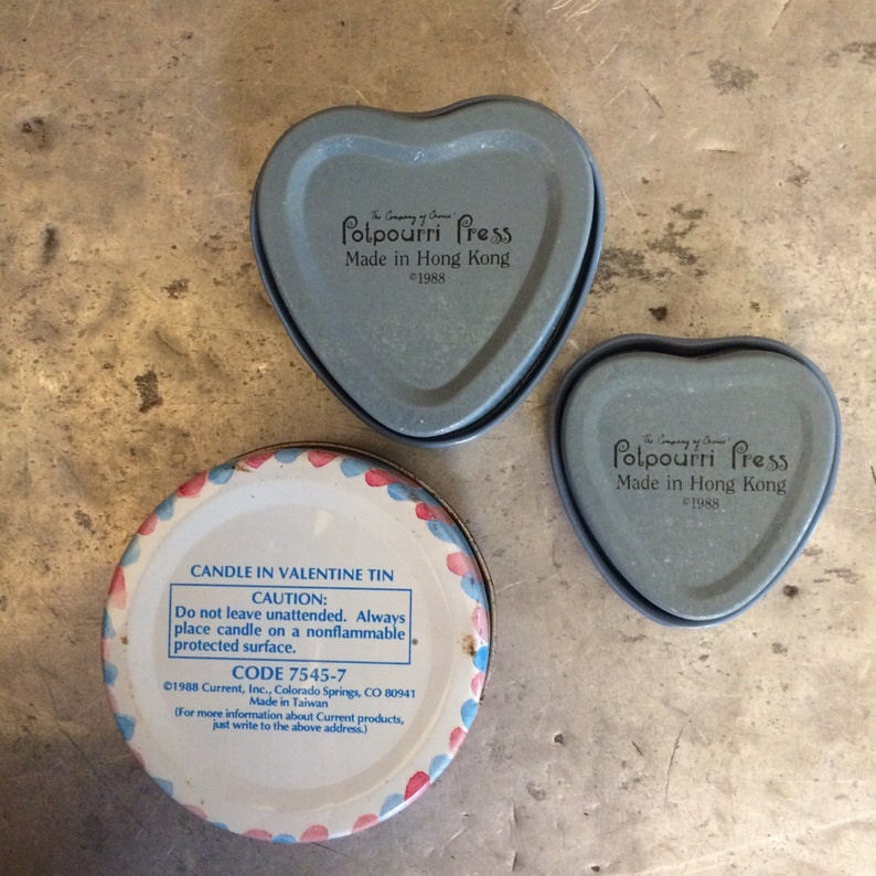 3 Tiny Valentine Tin Heart Boxes Etsy