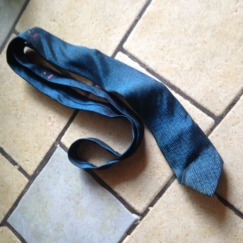 Mid-Century Blue Skinny Tie by Wembley