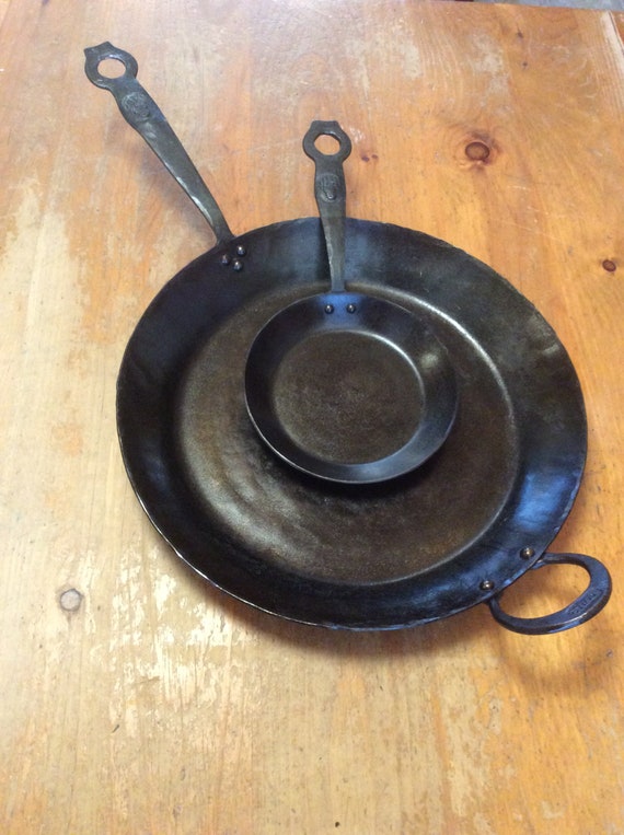 Lodge Seasoned Steel Skillet, 15