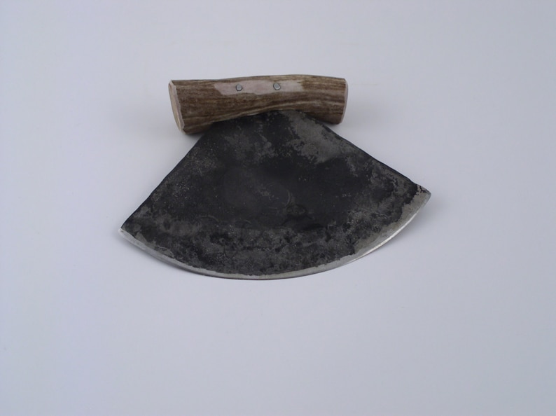 Traditionally Made Ulu image 1