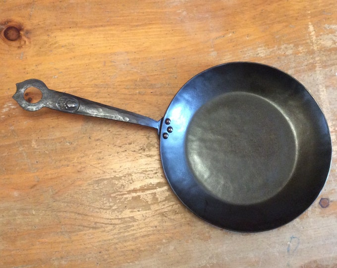 11 inch Carbon Steel Skillet