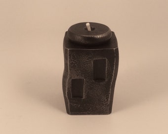 Lámpara de aceite perforada