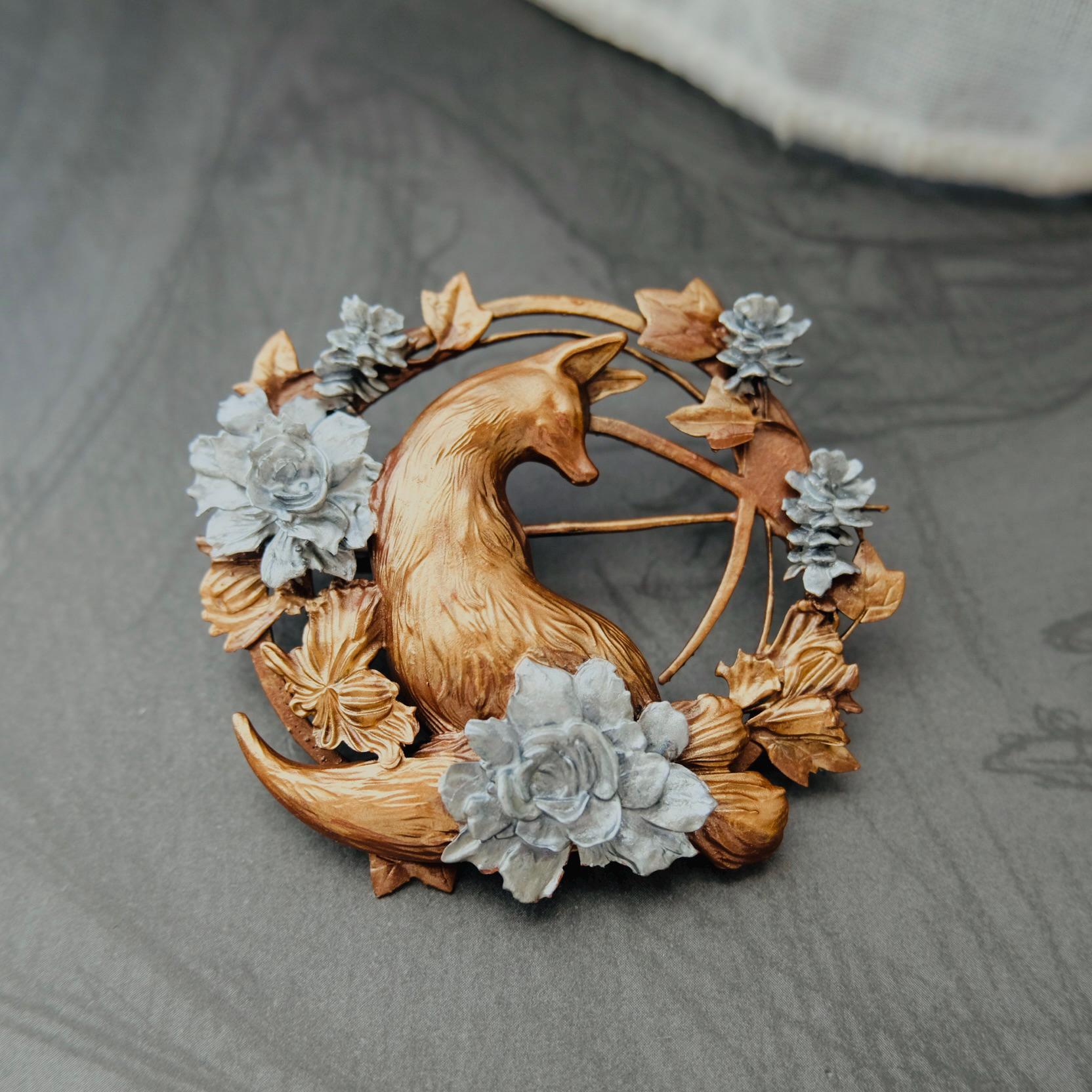 Silent Hill Hinako Fox Enamel Brooch Replica Pin, Silent Hill Game