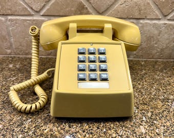 Vintage Stromberg Carlson Push Button Phone