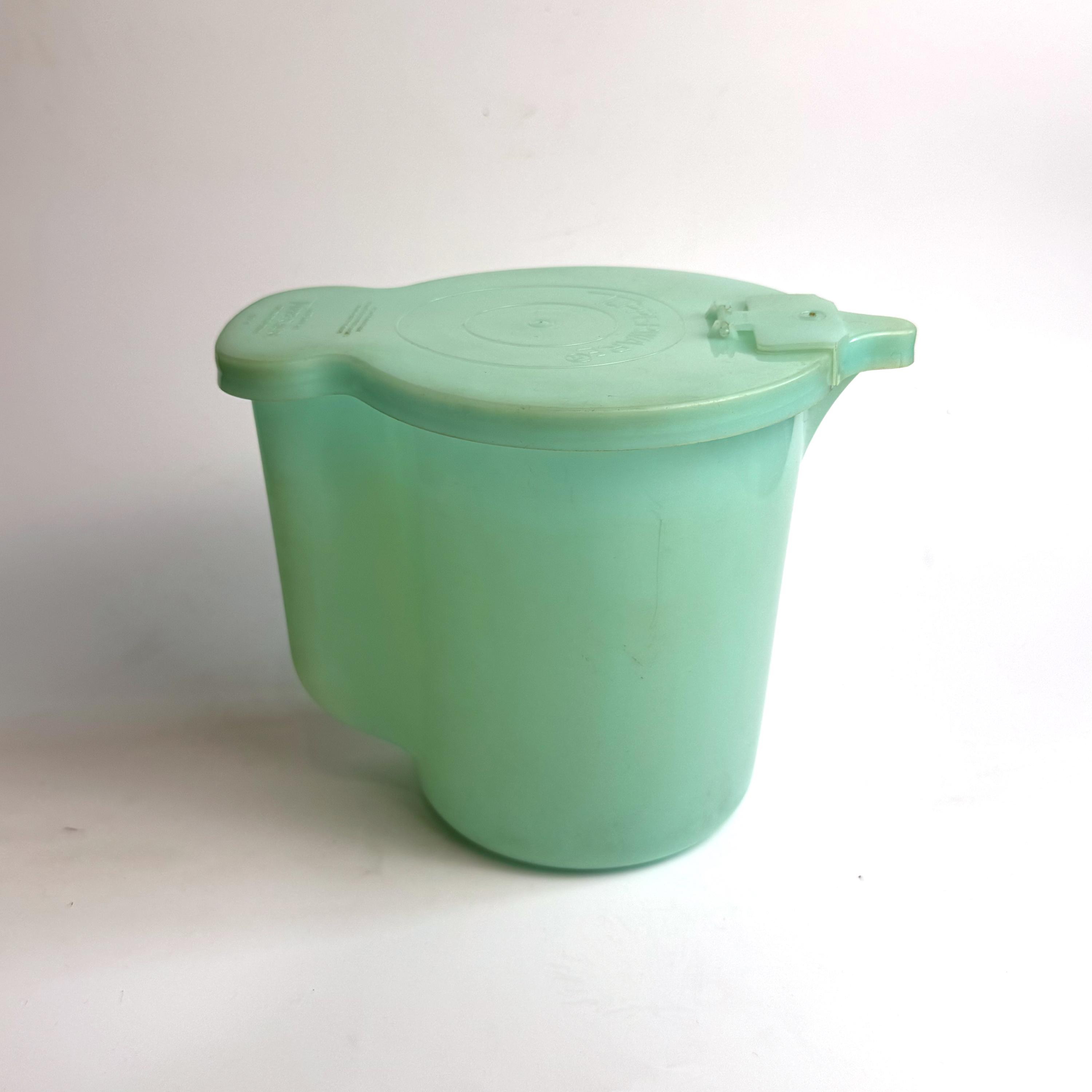 Tupperware 224 - Etsy 日本