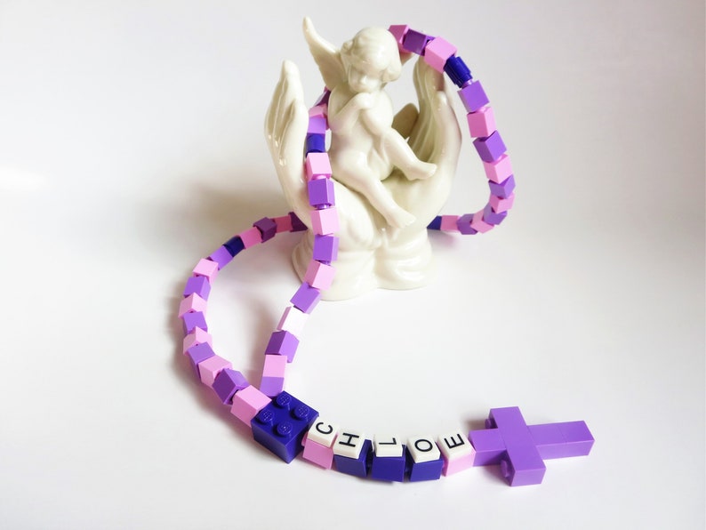 Gepersonaliseerde roze en paarse rozenkrans gemaakt met Legostenen eerste communie, doop, bevestigingscadeau afbeelding 1