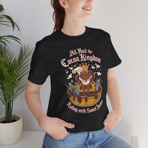 Camiseta de rana linda, camiseta estética de postres, camiseta divertida de rana de chocolate, camiseta de comida kawaii, camiseta de la realeza caprichosa, camiseta de rana de dibujos animados