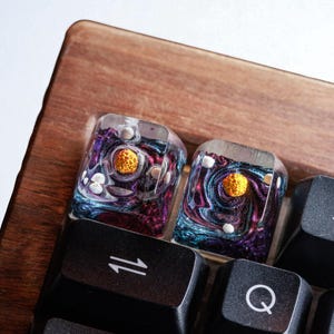 Fire Planet Keycap - Benutzerdefinierte Harz-Tastenkappe, Kunst-Tastenkappen, Planet-Tastenkappen, super spezielle Geschenke für Keyboarder, Geschenk für ihn