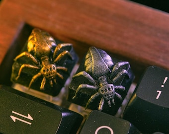 Gold & Silver Spider Artisan Keycap – Handmade Resin Keycap for Cherry MX Mechanical Keyboards – Gothic Keyboard Accessory