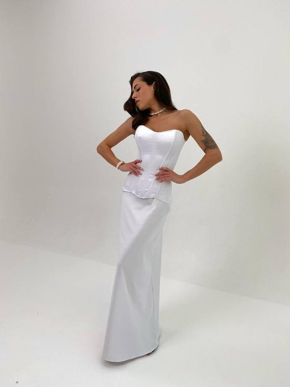 long sleeve occasion dresses Ever-Pretty Plus Size Empire Waist A-Line V-Neck Holiday Dress with Long Lantern Sleeves