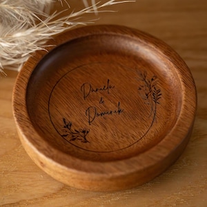 Wooden jewelry box