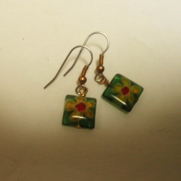 Glass Daisy Earrings, dangle earrings, Summer