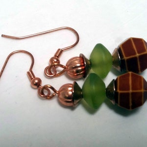 dangle Earrings, Shiny Copper and Kiwi Green Glass