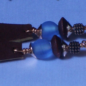 Leather earrings, Blue glass n' brown Leather image 4