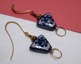 Yin n' Yang glazed Ceramic dangle earrings, blue white n' gold