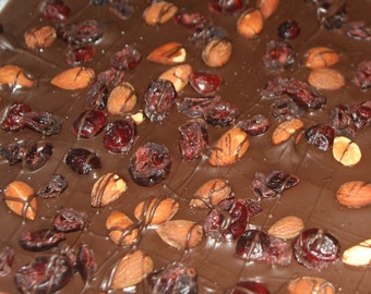 Chocolate Bark Box is a great gift! Free Shipping.