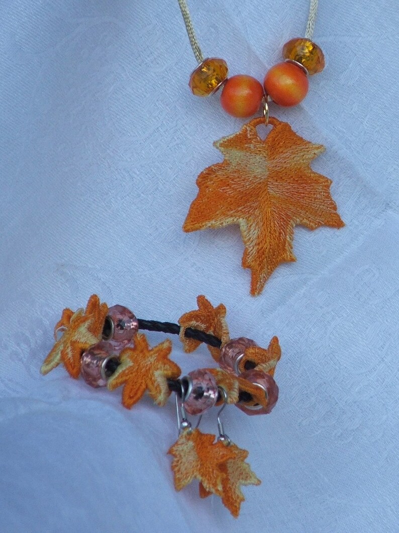 Bracelet, Maple leaf, variegated brown or orange, READY TO SHIP image 3