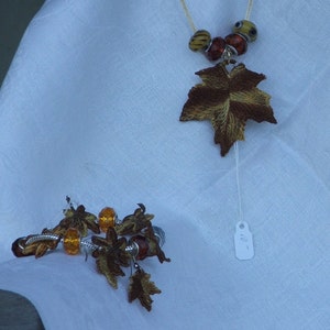 Bracelet, Maple leaf, variegated brown or orange, READY TO SHIP image 4