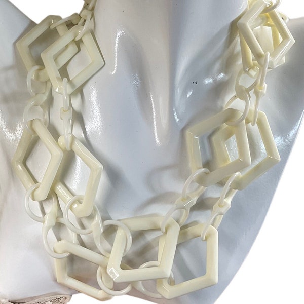 Large Link Off White Celluloid Plastic Diamond Chain Necklace Unsigned No Clasp 1960’s 1970’s