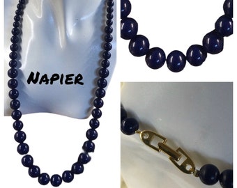 Signed NAPIER Classic Navy Blue Lucite Bead Single Strand Necklace 1960’s 1970’s