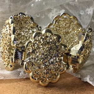 Five Panel Filigree Gold Tone Wide Link Bracelet Unsigned 1960’s 1970’s