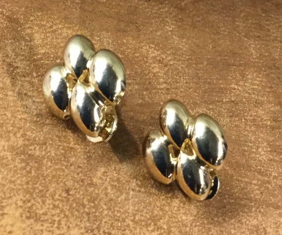 Two Pair Lot Signed Napier Gold Tone Earrings Cir… - image 3
