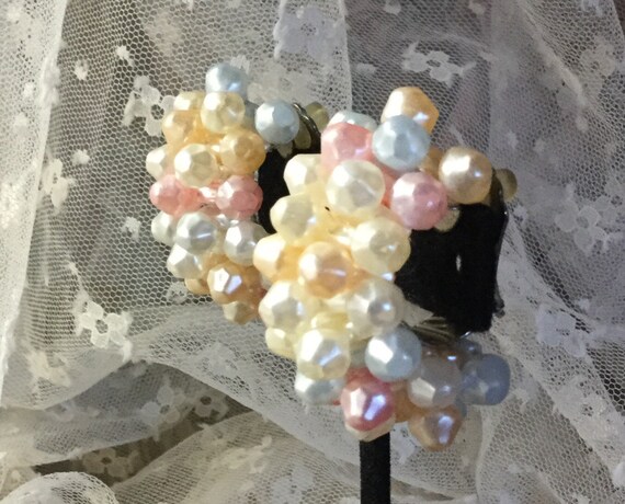 Pastel Lucite Bead Half Hoop Earrings Unsigned Cli