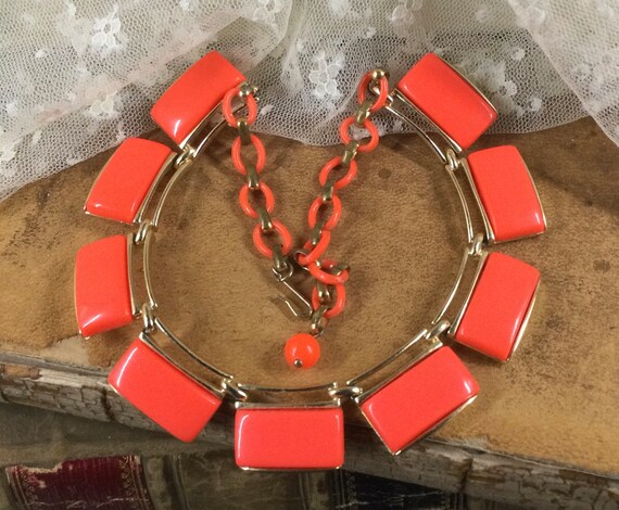 Bright Bright Orange Thermoset Lucite Gold Tone L… - image 6