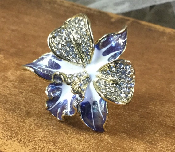 Signed Swarovski Pave Rhinestone Blue White Enamel Orchid Ring
