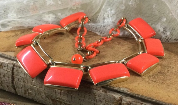 Bright Bright Orange Thermoset Lucite Gold Tone L… - image 7