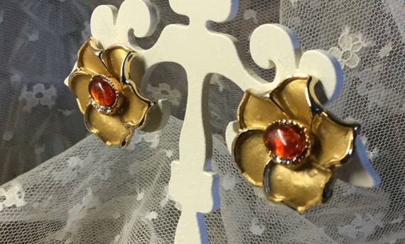 Faux Carnelian Clear Rhinestone Flower Earrings U… - image 3