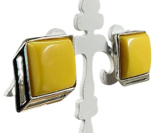 So Lemony Yellow Square Thermoset Silver Tone Open Work Frame Earrings Unsigned Clip On 1950’s