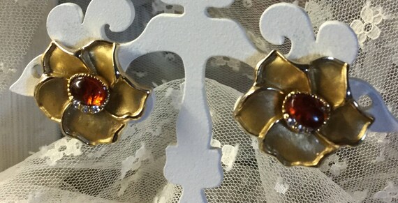 Faux Carnelian Clear Rhinestone Flower Earrings U… - image 4