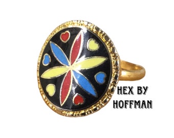 Signed H for HOFFMAN Hex Dutch Patterned 1970’s Round Flower Heart Enamel Ring Adjustable