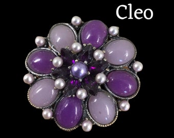 Signed CLEO Opaque Mauve Purple Cabochon White Faux Pearl Floral Inspired Brooch Pin Late 1990’s Early 2000’s Silver Tone Metal