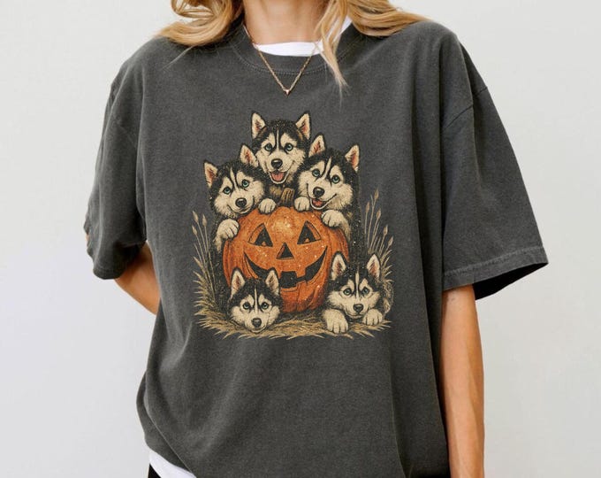 Husky Halloween Comfort Colors T-Shirt: Vintage 90s Dog Graphic Tee