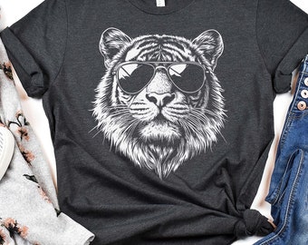 Tiger In Sunglasses Tee Animal Lover Cool Tiger Face Aviator Glasses Unisex Shirt  Gift for Tiger Fan T-shirt Stylish Casual Top